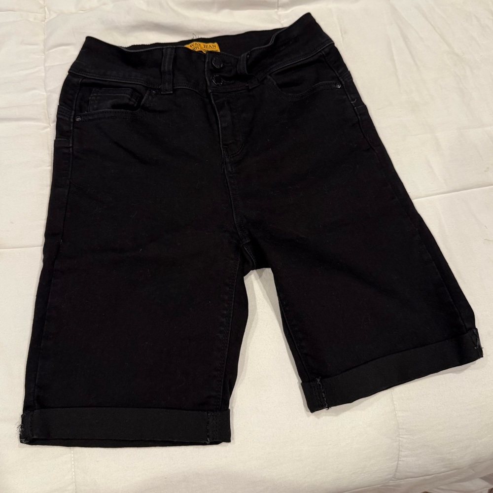 Wax Jean Black Midi Shorts Women’s Size Small